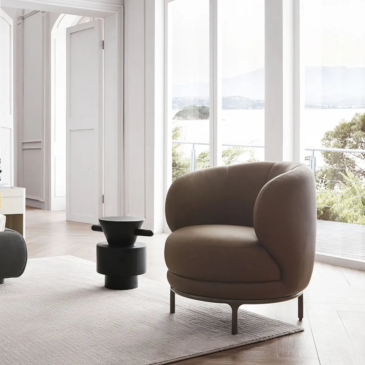 Vuelta 72 Lounge Chair Replica by Jaime Hayon